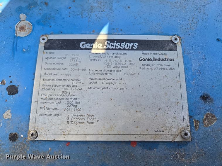 image for item EQ6583 1999 Genie  GS-1930 scissor lift