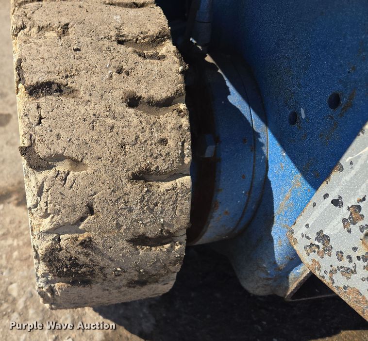 image for item EQ6583 1999 Genie  GS-1930 scissor lift