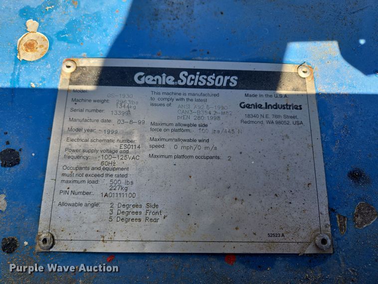 image for item EQ6583 1999 Genie  GS-1930 scissor lift
