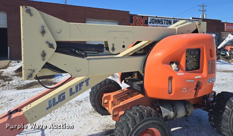 image for item EQ6584 2000 JLG 450A boom lift