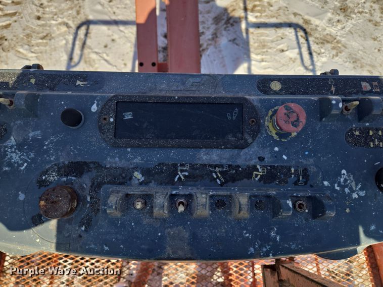 image for item EQ6584 2000 JLG 450A boom lift