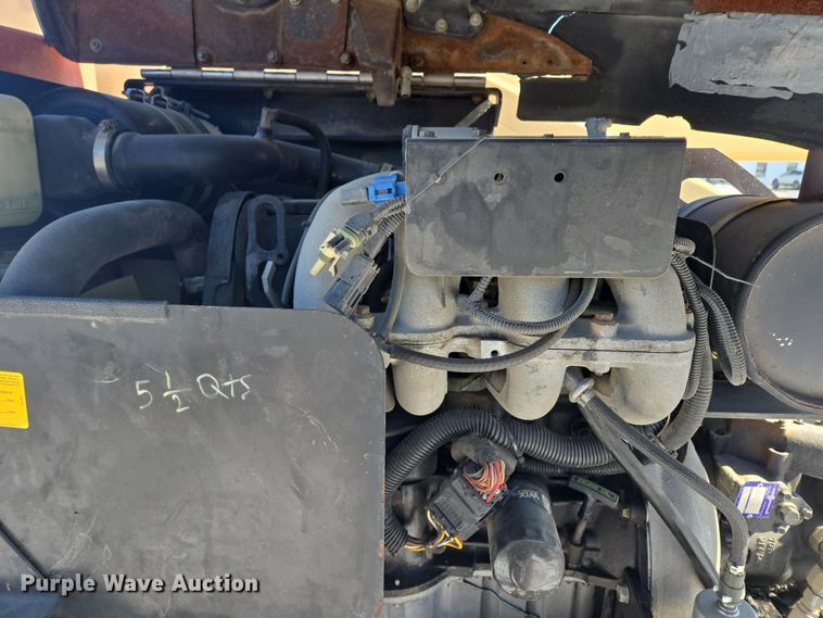 image for item EQ6584 2000 JLG 450A boom lift