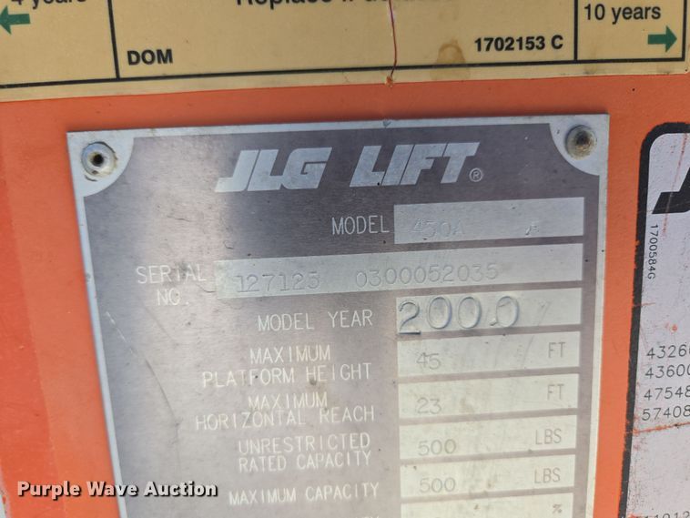 image for item EQ6584 2000 JLG 450A boom lift