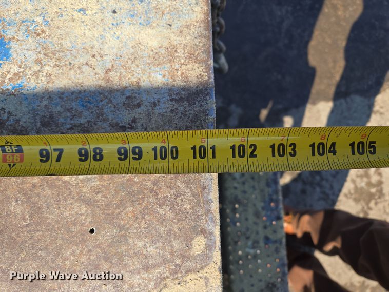 image for item EQ6586 1999 Genie GS-1930 scissor lift