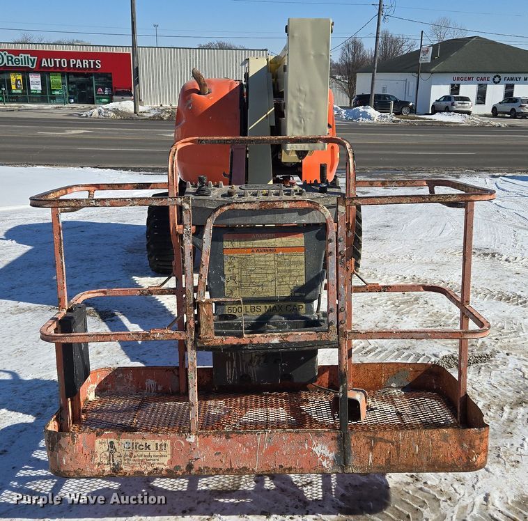 image for item EQ6587 2003 JLG 450A boom lift
