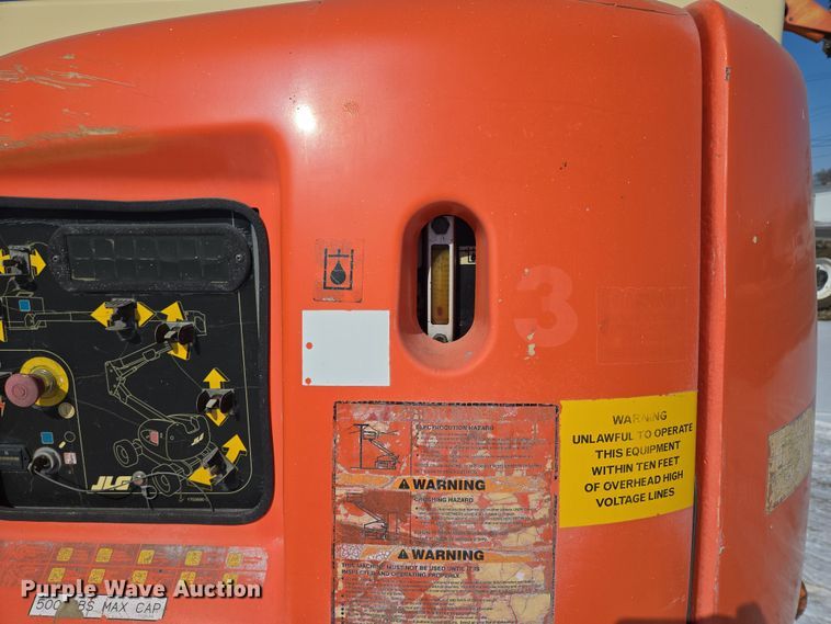 image for item EQ6587 2003 JLG 450A boom lift