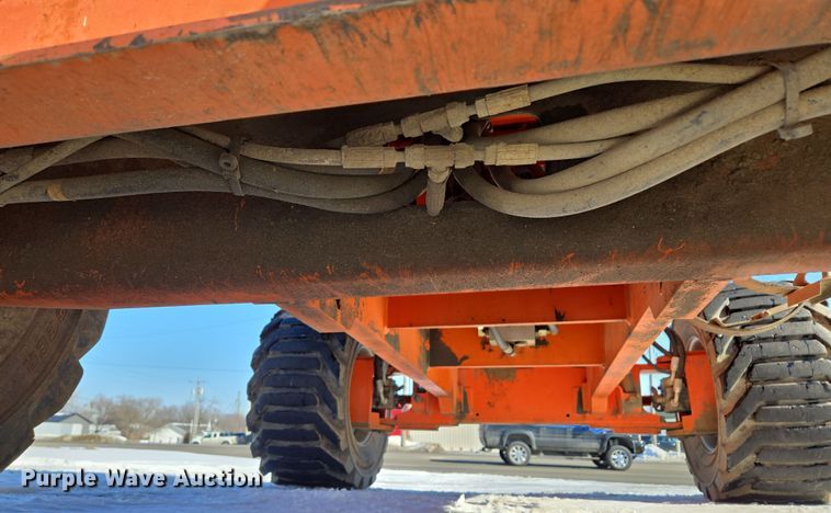 image for item EQ6587 2003 JLG 450A boom lift