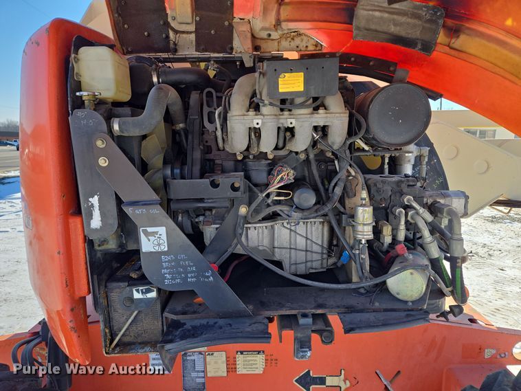 image for item EQ6587 2003 JLG 450A boom lift