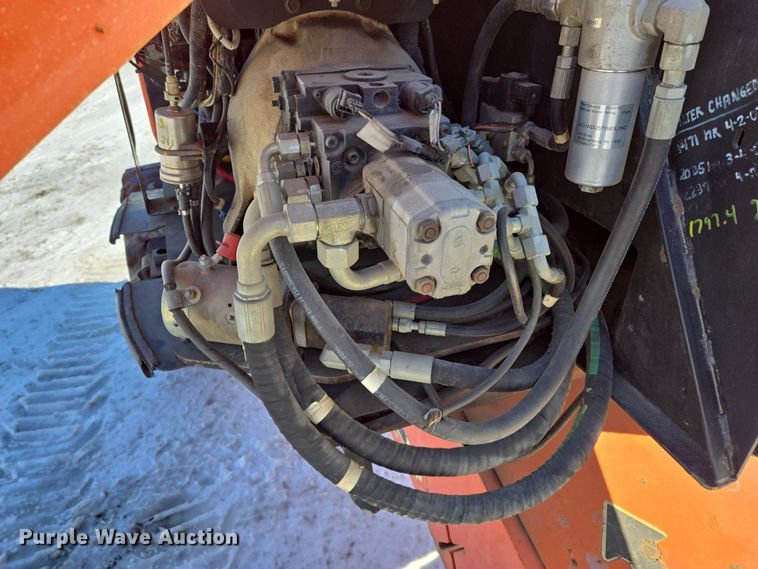 image for item EQ6587 2003 JLG 450A boom lift