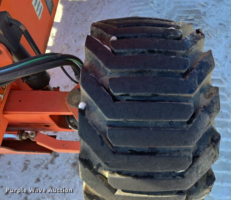 image for item EQ6587 2003 JLG 450A boom lift