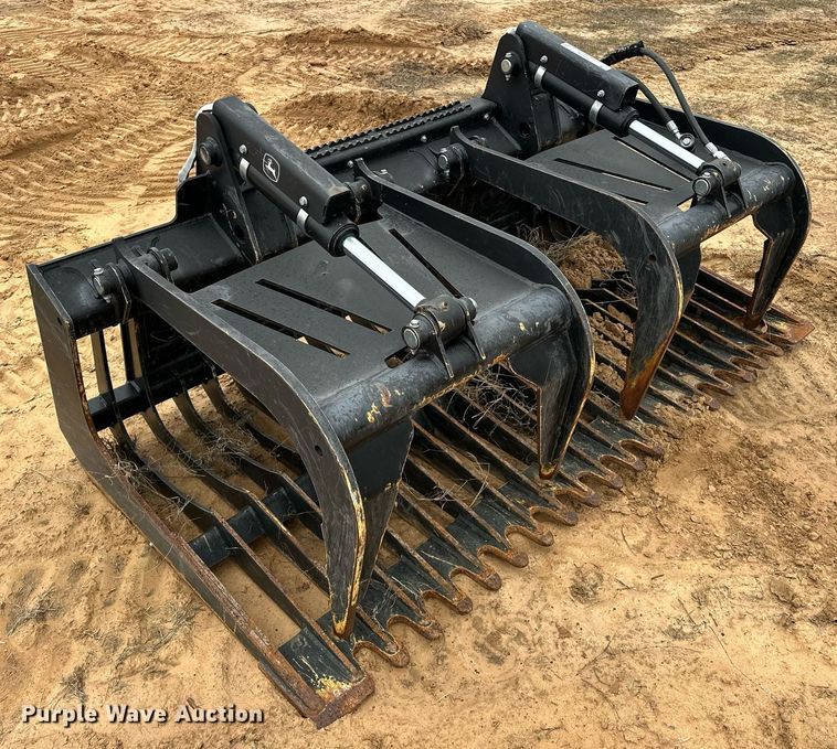 image for item ER4936 John Deere GR72B skid steer rock grapple bucket