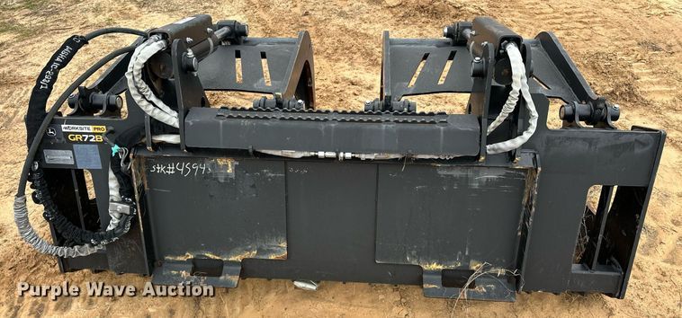 image for item ER4936 John Deere GR72B skid steer rock grapple bucket