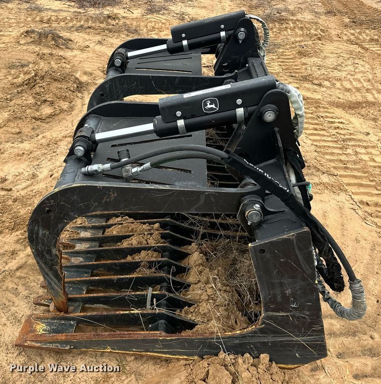 image for item ER4936 John Deere GR72B skid steer rock grapple bucket