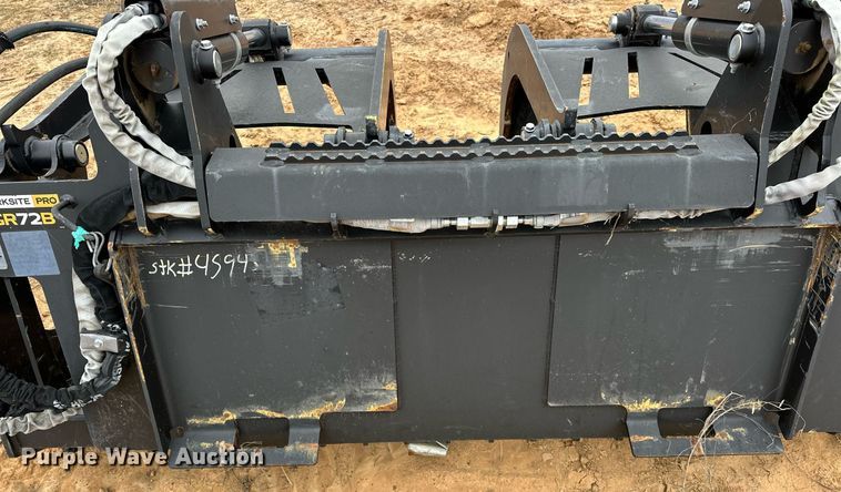 image for item ER4936 John Deere GR72B skid steer rock grapple bucket