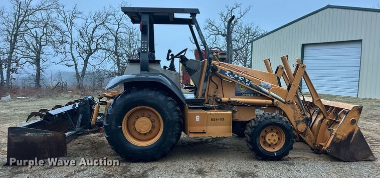 image for item ER4988 2006 Case 570MXT  landscape tractor