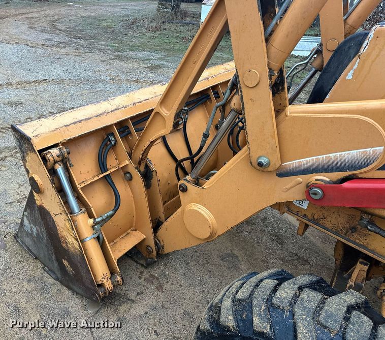 image for item ER4988 2006 Case 570MXT  landscape tractor