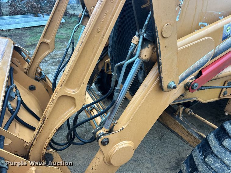 image for item ER4988 2006 Case 570MXT  landscape tractor