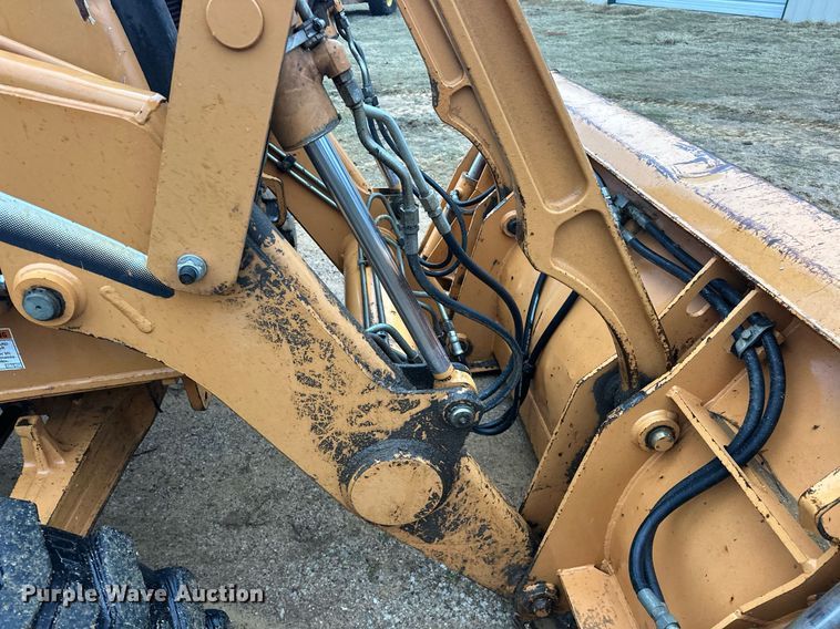 image for item ER4988 2006 Case 570MXT  landscape tractor