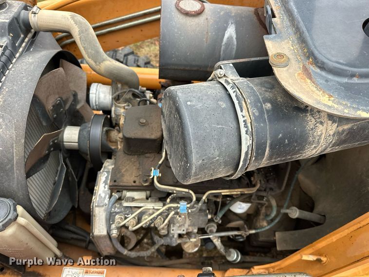 image for item ER4988 2006 Case 570MXT  landscape tractor