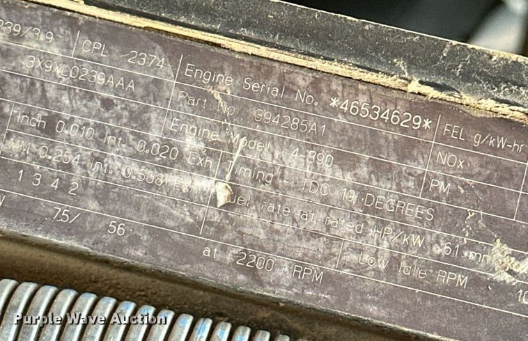 image for item ER4988 2006 Case 570MXT  landscape tractor