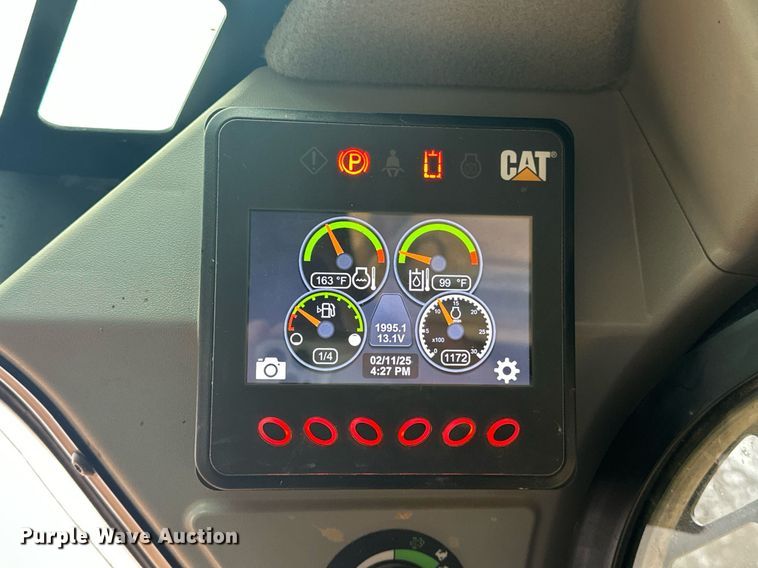 image for item ER4990 2017 Caterpillar 259D tracked skid steer loader