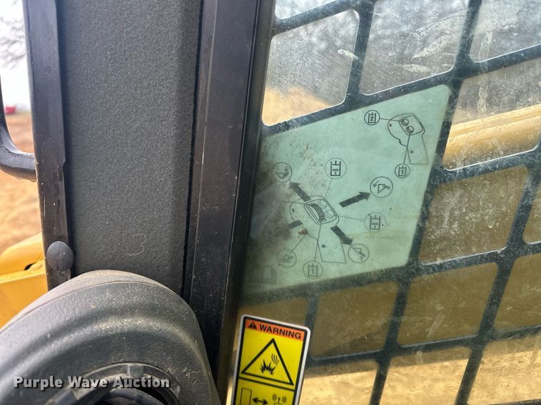 image for item ER4990 2017 Caterpillar 259D tracked skid steer loader