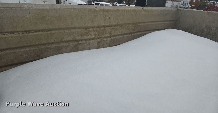 image for item ER5130 2002 International 2574 dump truck