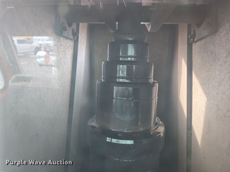 image for item ER5130 2002 International 2574 dump truck