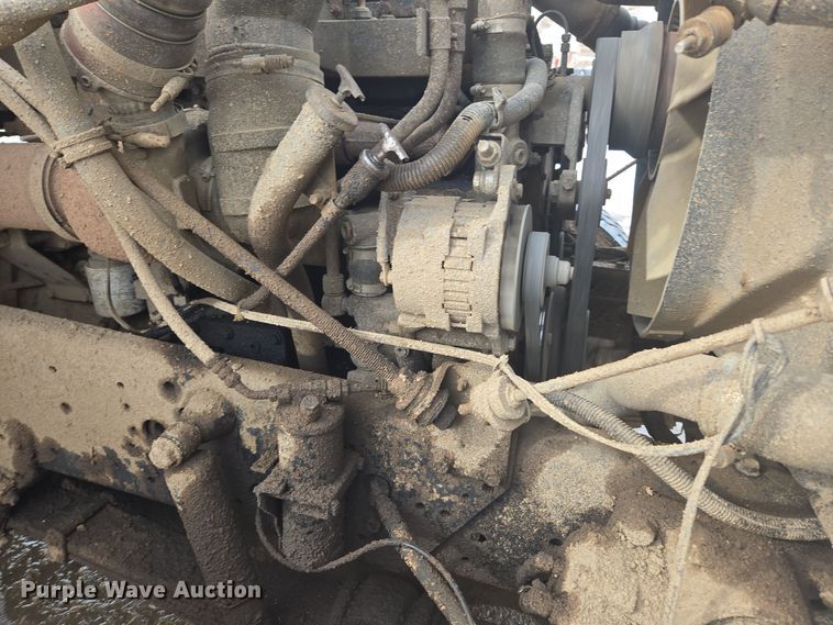 image for item ER5130 2002 International 2574 dump truck