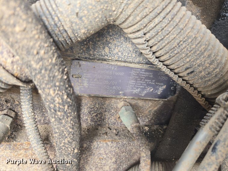 image for item ER5130 2002 International 2574 dump truck