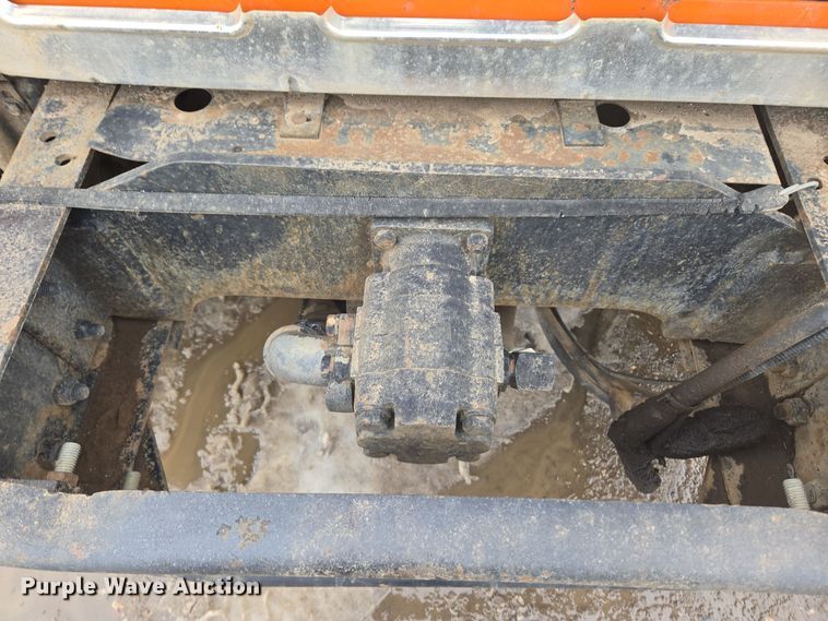 image for item ER5132 2002 International 2574 dump truck