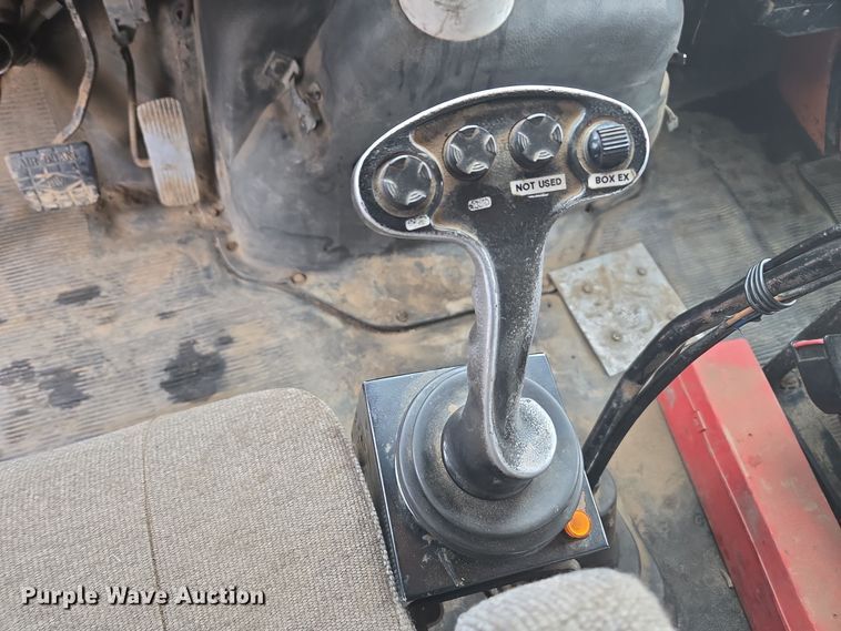 image for item ER5132 2002 International 2574 dump truck