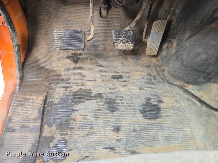 image for item ER5132 2002 International 2574 dump truck