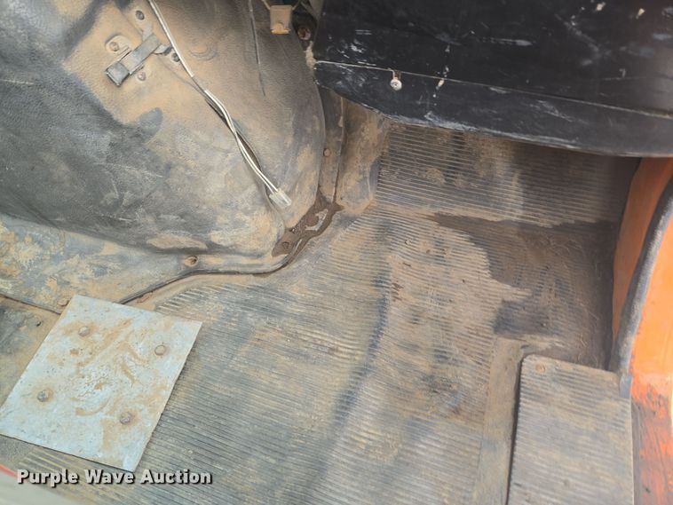 image for item ER5132 2002 International 2574 dump truck