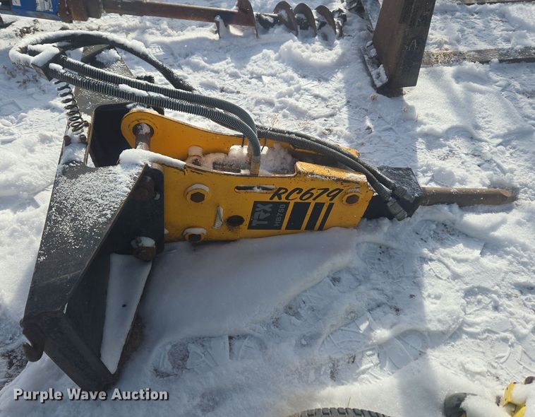 image for item ER5136 TRX HB750 skid steer breaker