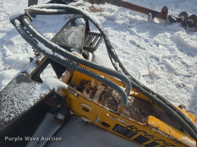 image for item ER5136 TRX HB750 skid steer breaker