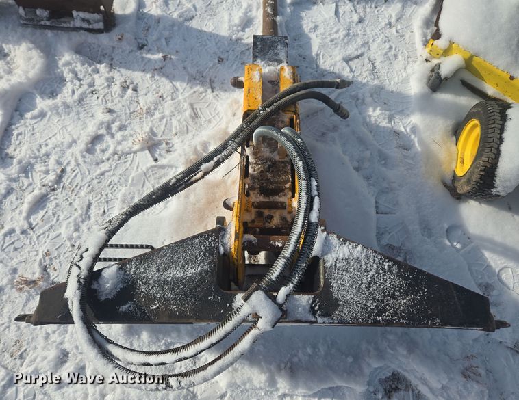 image for item ER5136 TRX HB750 skid steer breaker