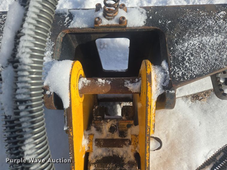 image for item ER5136 TRX HB750 skid steer breaker