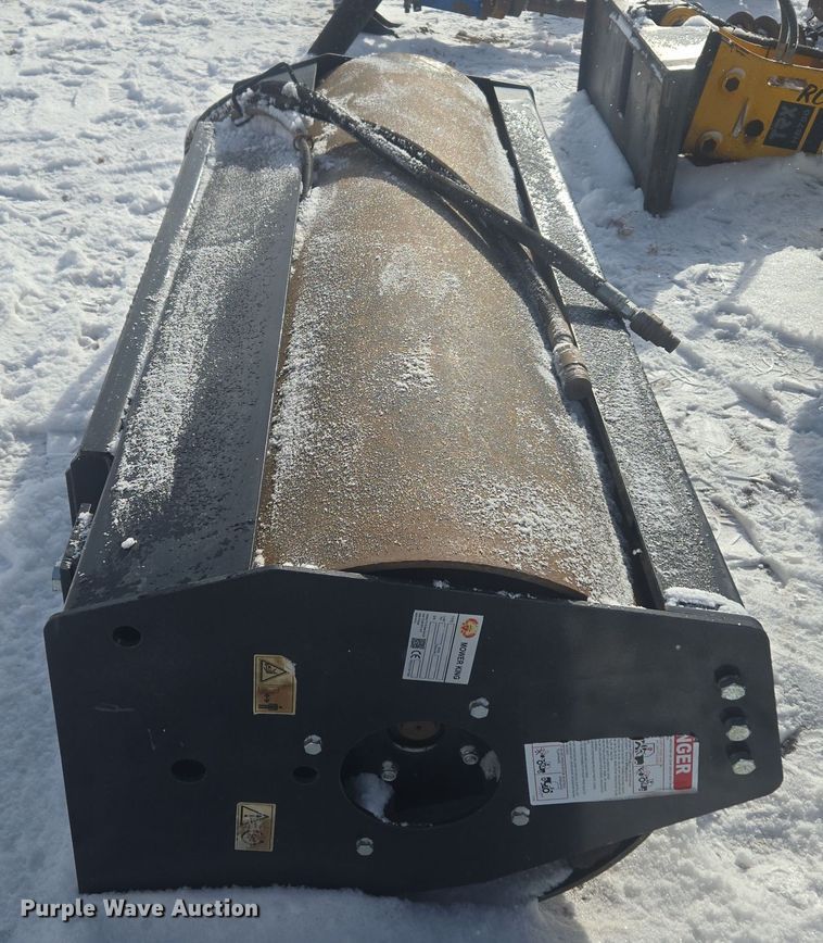 image for item ER5137 Mower King SSVR72 skid steer roller