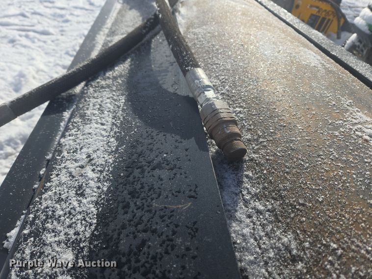 image for item ER5137 Mower King SSVR72 skid steer roller