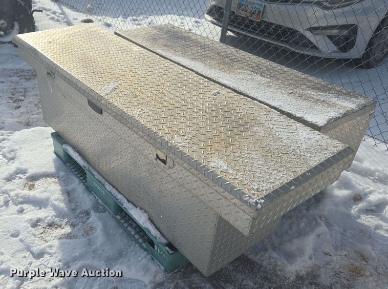 image for item ER5138 (7) toolboxes