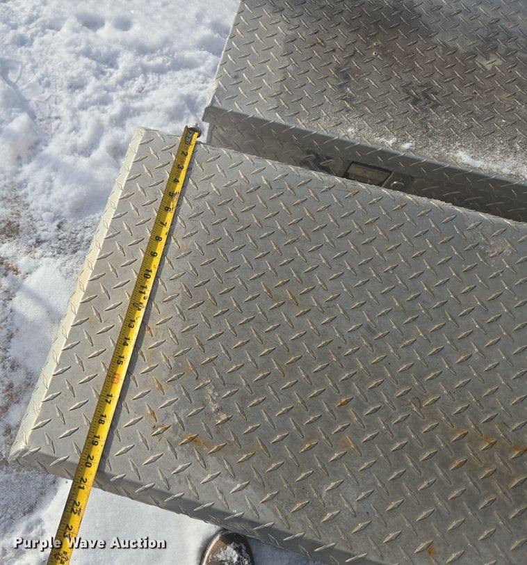 image for item ER5138 (7) toolboxes