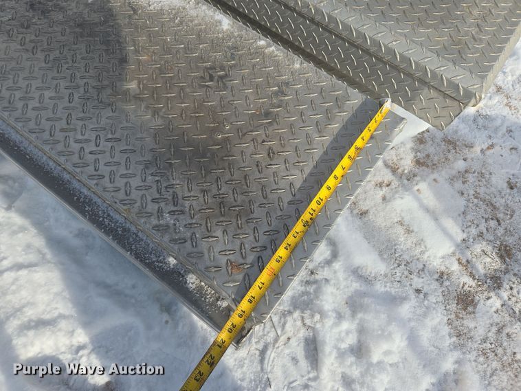 image for item ER5138 (7) toolboxes