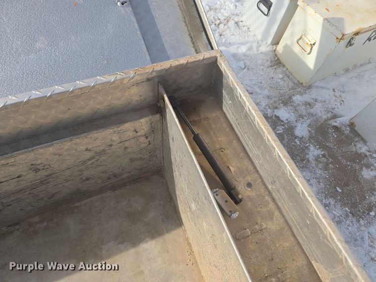 image for item ER5138 (7) toolboxes