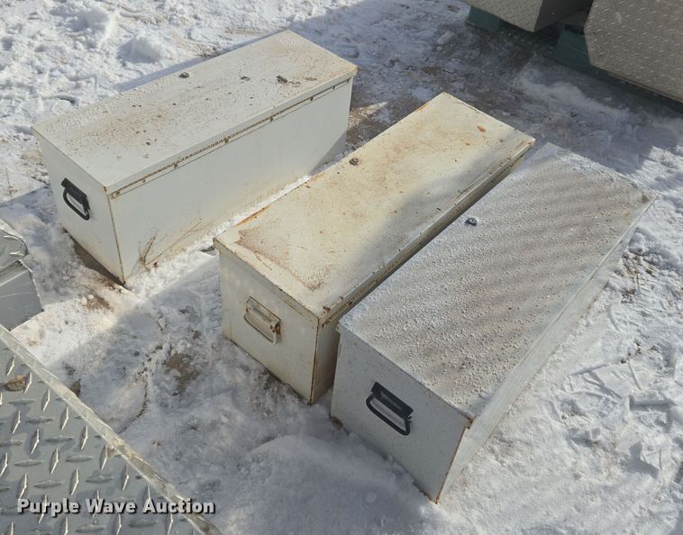 image for item ER5138 (7) toolboxes