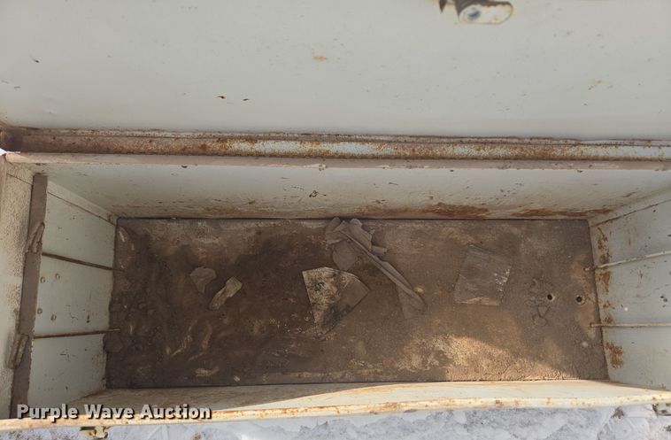 image for item ER5138 (7) toolboxes