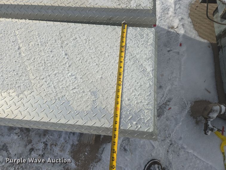 image for item ER5138 (7) toolboxes