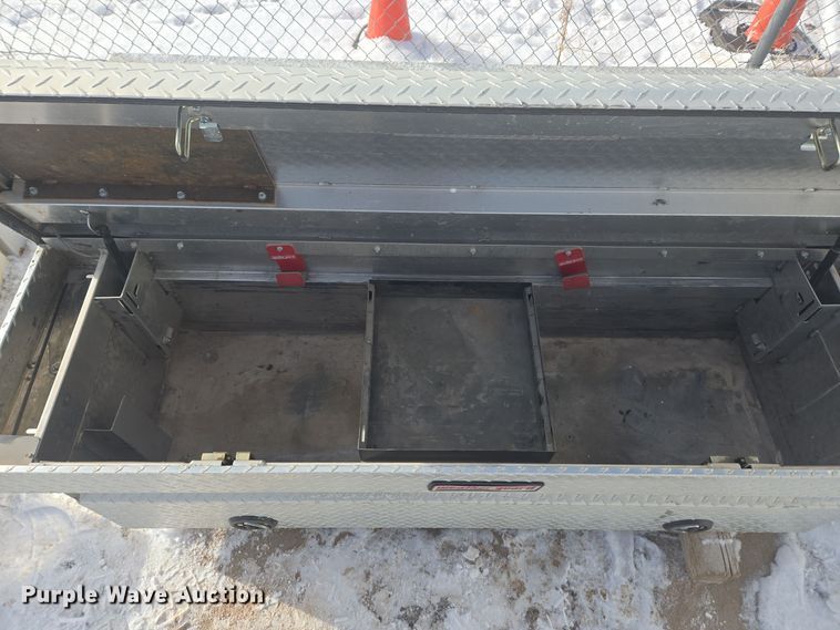 image for item ER5138 (7) toolboxes