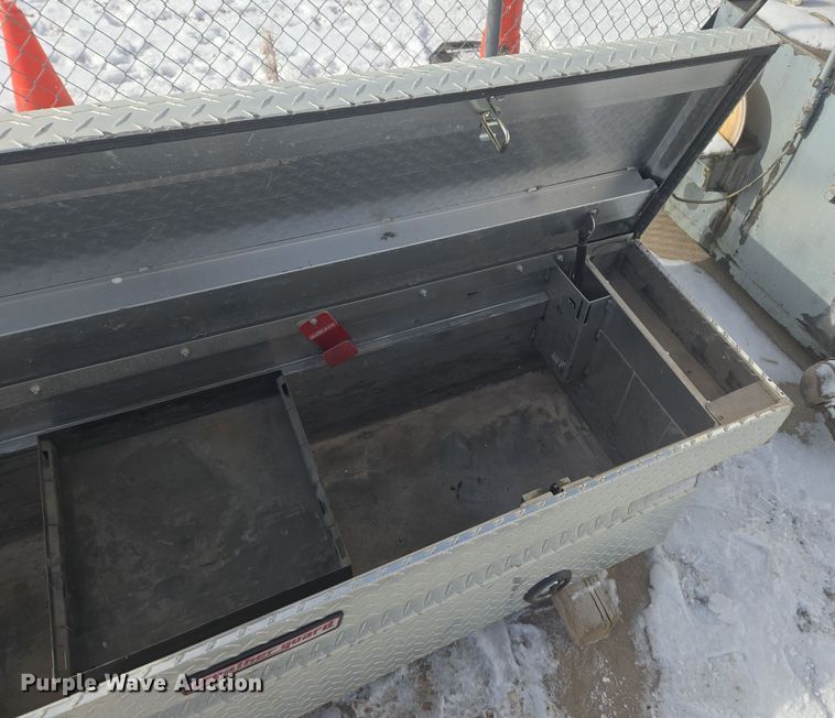 image for item ER5138 (7) toolboxes