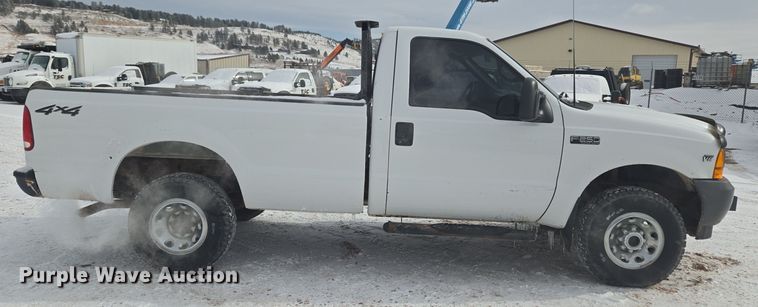 image for item ER5142 2001 Ford F250 Super Duty SuperCab pickup truck